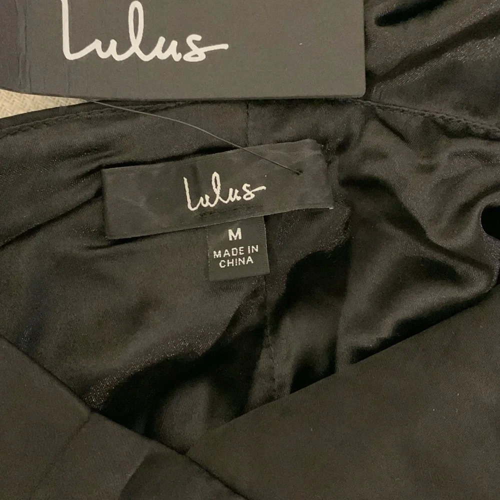 Lulus black silk jumpsuit in size Medium - Picture 8 of 9